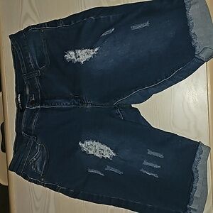 Fashion Nova Distressed‎ Shorts. Size 15